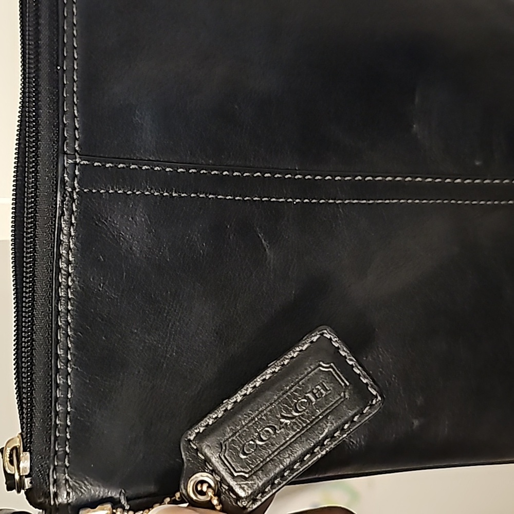 Coach crossbody purse - Picture 3 of 8
